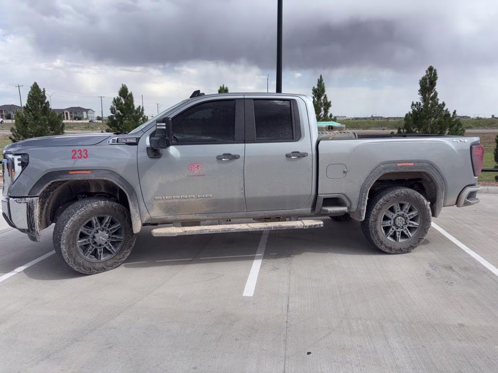 2025 GMC Sierra 4WD Double Cab Standard Box Pro's photo