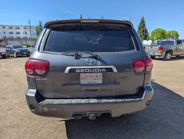 2020 Magnetic Gray Metallic Toyota Sequoia Platinum 4X4 SUV