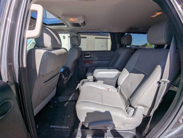 2020 Magnetic Gray Metallic Toyota Sequoia Platinum 4X4 SUV