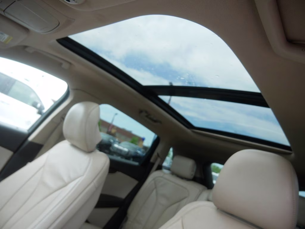 2016 Red Lincoln MKX Reserve AWD SUV