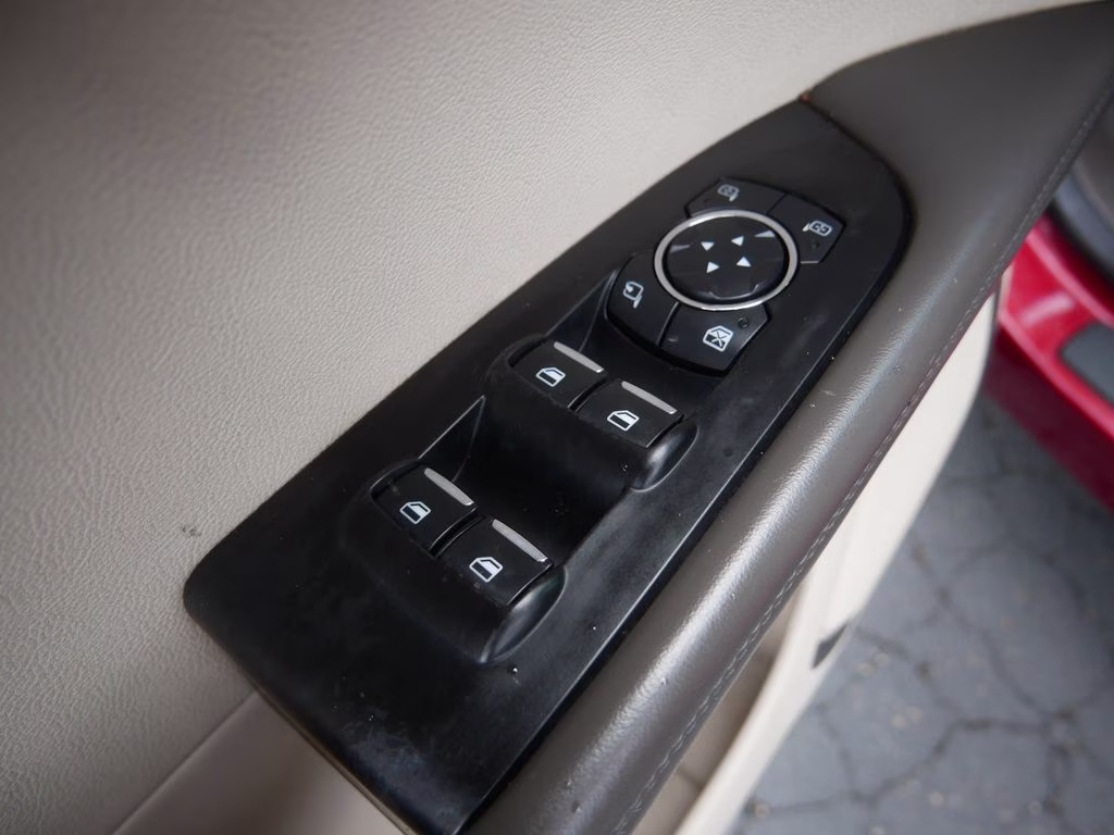 2016 Red Lincoln MKX Reserve AWD SUV