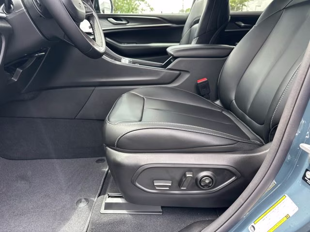 2026 Steel Blue Jeep Grand Cherokee Limited RWD SUV