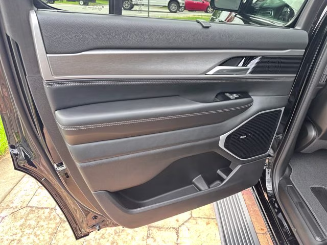 2026 High Gloss Black Jeep Grand Wagoneer Limited Reserve 4X4 SUV