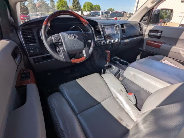 2020 Magnetic Gray Metallic Toyota Sequoia Platinum 4X4 SUV