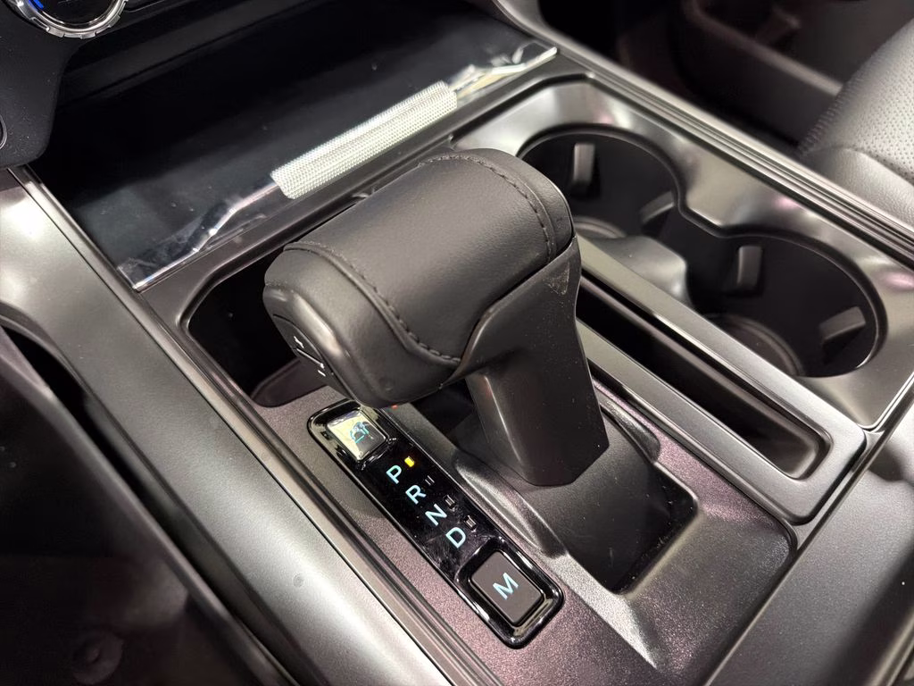 2026 AGATE BLACK Ford F-150 Lariat 4X4 Truck