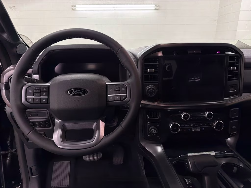 2026 AGATE BLACK Ford F-150 Lariat 4X4 Truck