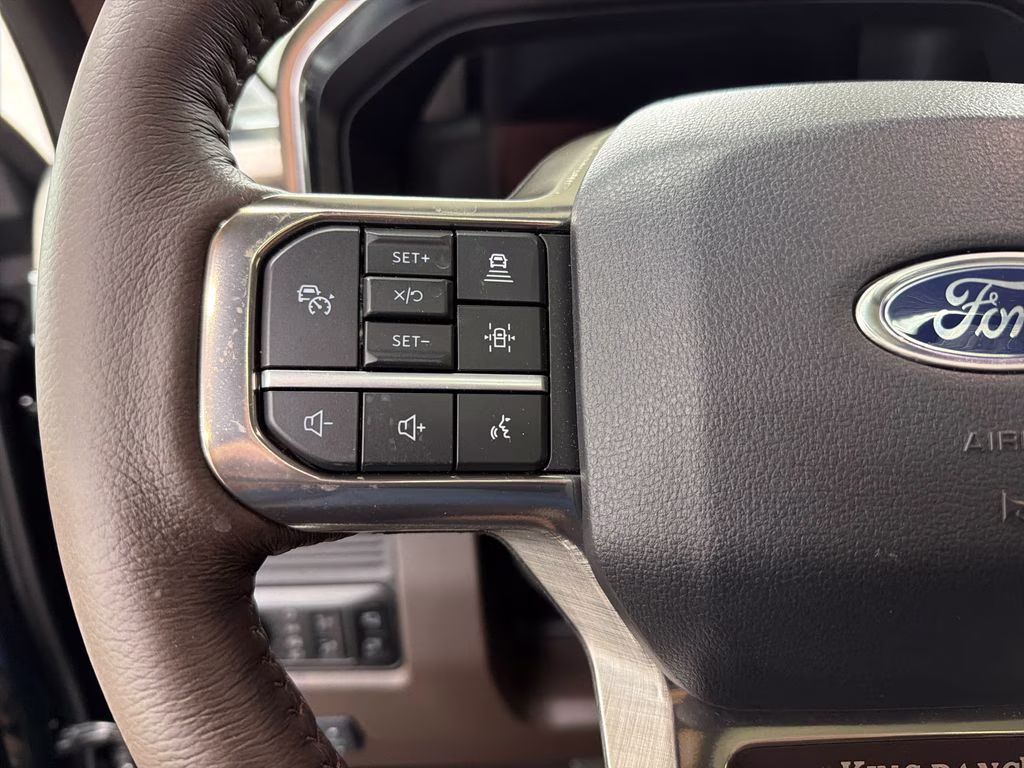 2026 AGATE BLACK Ford Super Duty F-250 SRW King Ranch 4X4 Truck