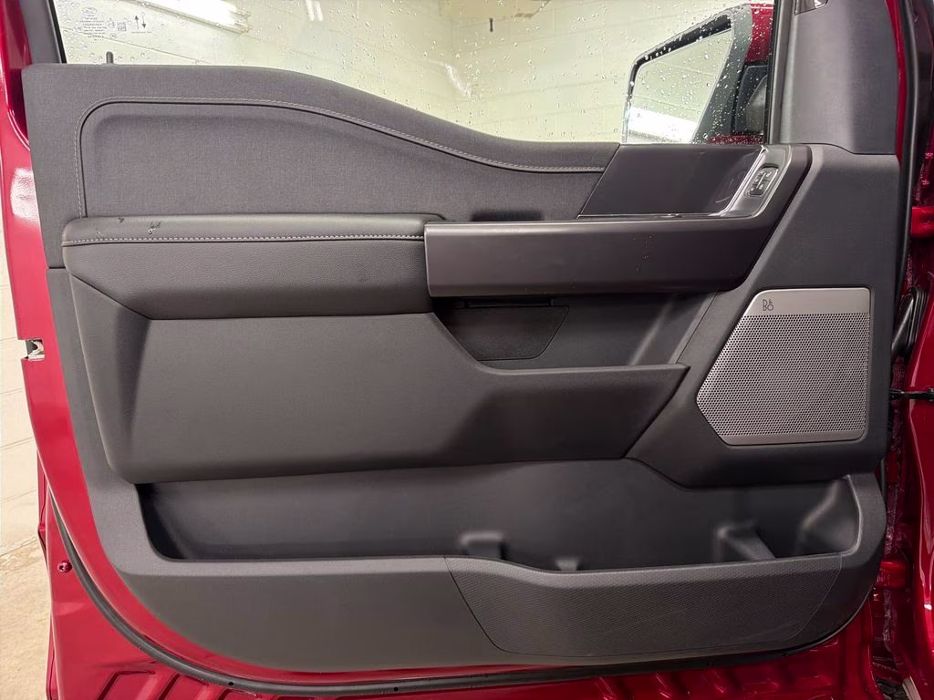 2026 RUBY RED TINTED Ford F-150 Lariat 4X4 Truck