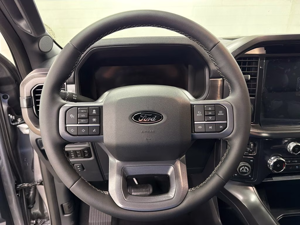 2026 ICONIC SILVER Ford F-150 Lariat 4X4 Truck