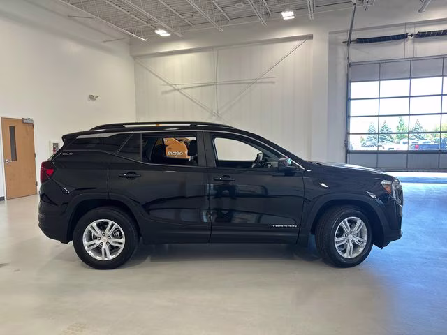 2023 Ebony Twilight Metallic GMC Terrain SLE AWD SUV