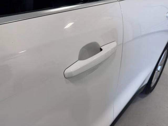 2019 Fuji White Jaguar F-PACE 25t Premium AWD SUV