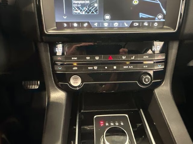 2019 Fuji White Jaguar F-PACE 25t Premium AWD SUV