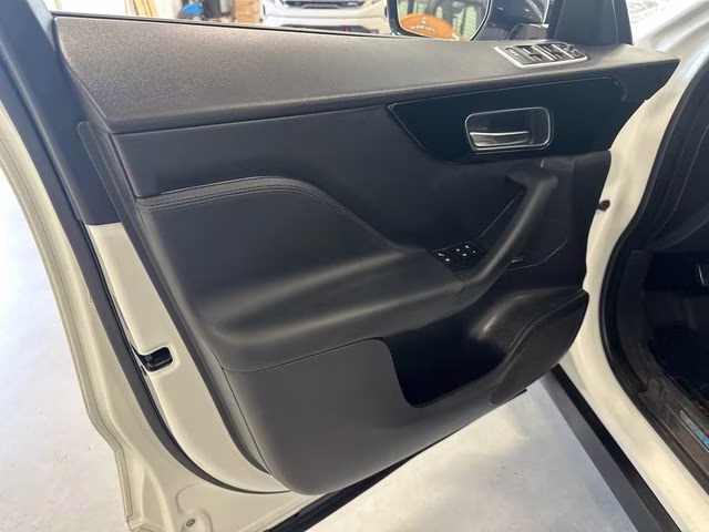 2019 Fuji White Jaguar F-PACE 25t Premium AWD SUV