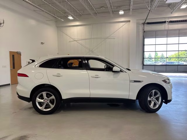 2019 Fuji White Jaguar F-PACE 25t Premium AWD SUV
