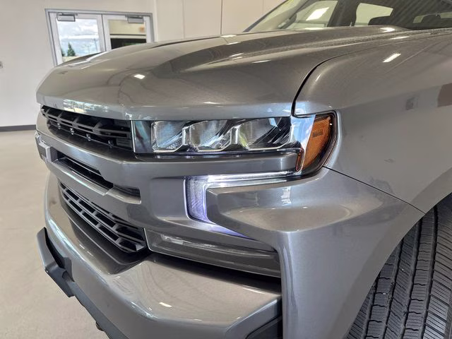 2021 Satin Steel Metallic Chevrolet Silverado 1500 RST 4X4 Truck