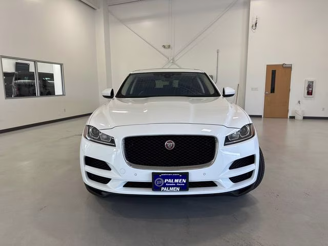 2019 Fuji White Jaguar F-PACE 25t Premium AWD SUV