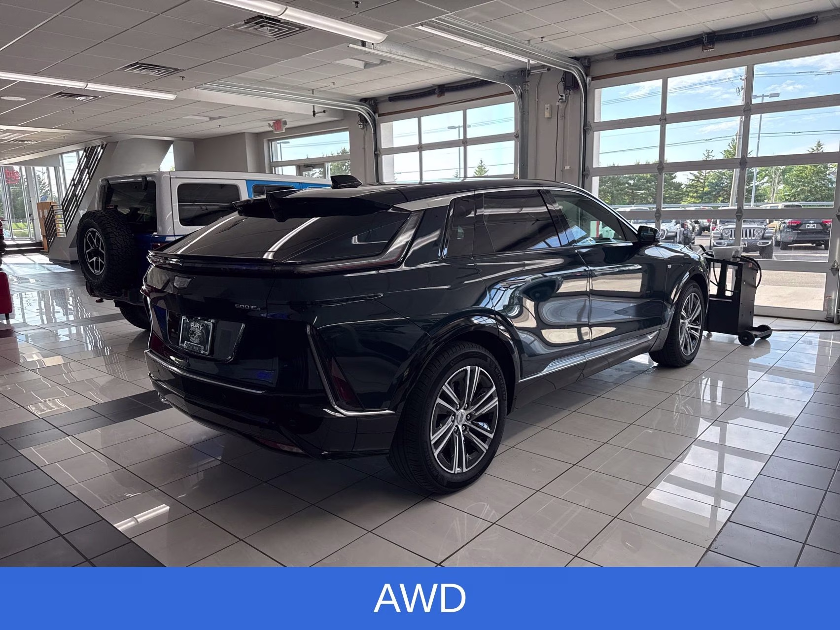 2024 Emerald Lake Metallic Cadillac LYRIQ Luxury RWD SUV