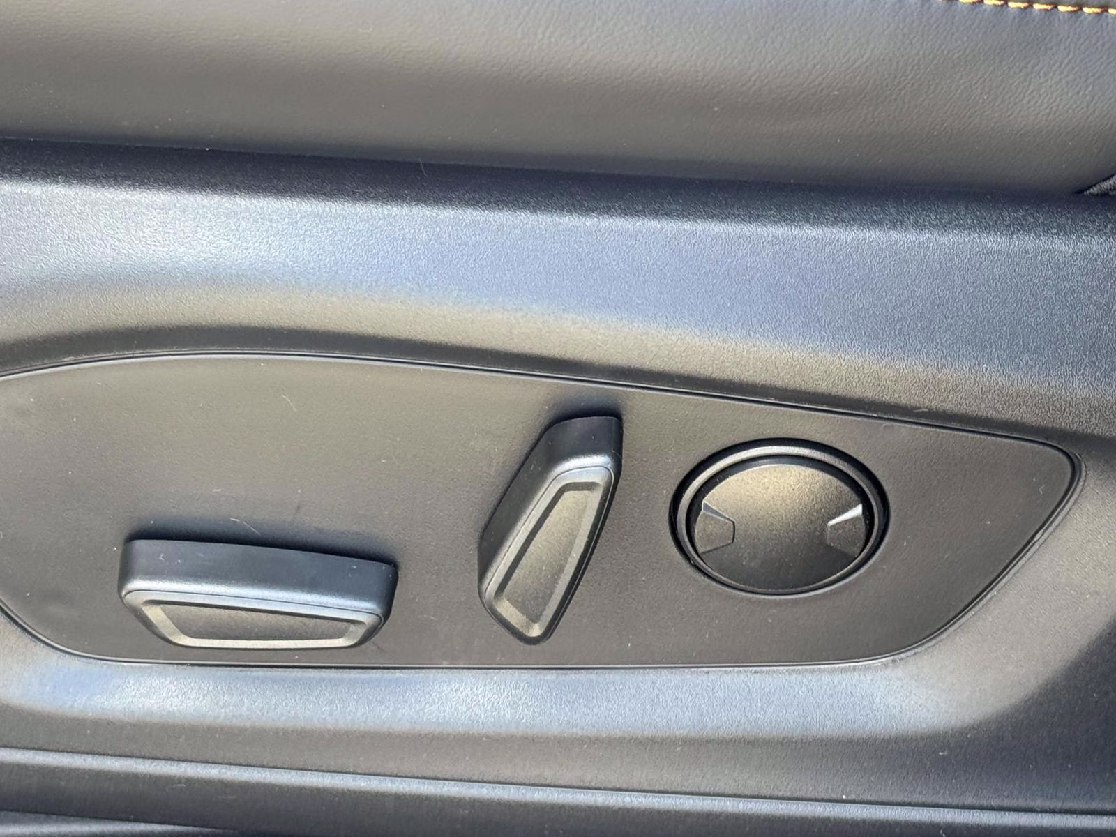 2026 Space White Metallic Ford Explorer Tremor 4X4 SUV