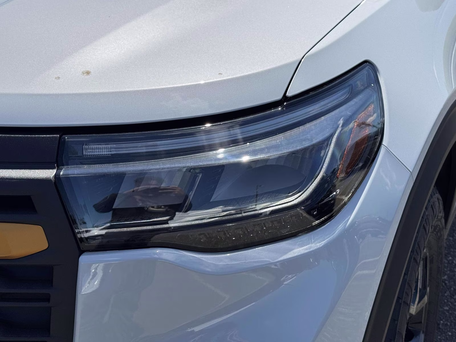 2026 Space White Metallic Ford Explorer Tremor 4X4 SUV