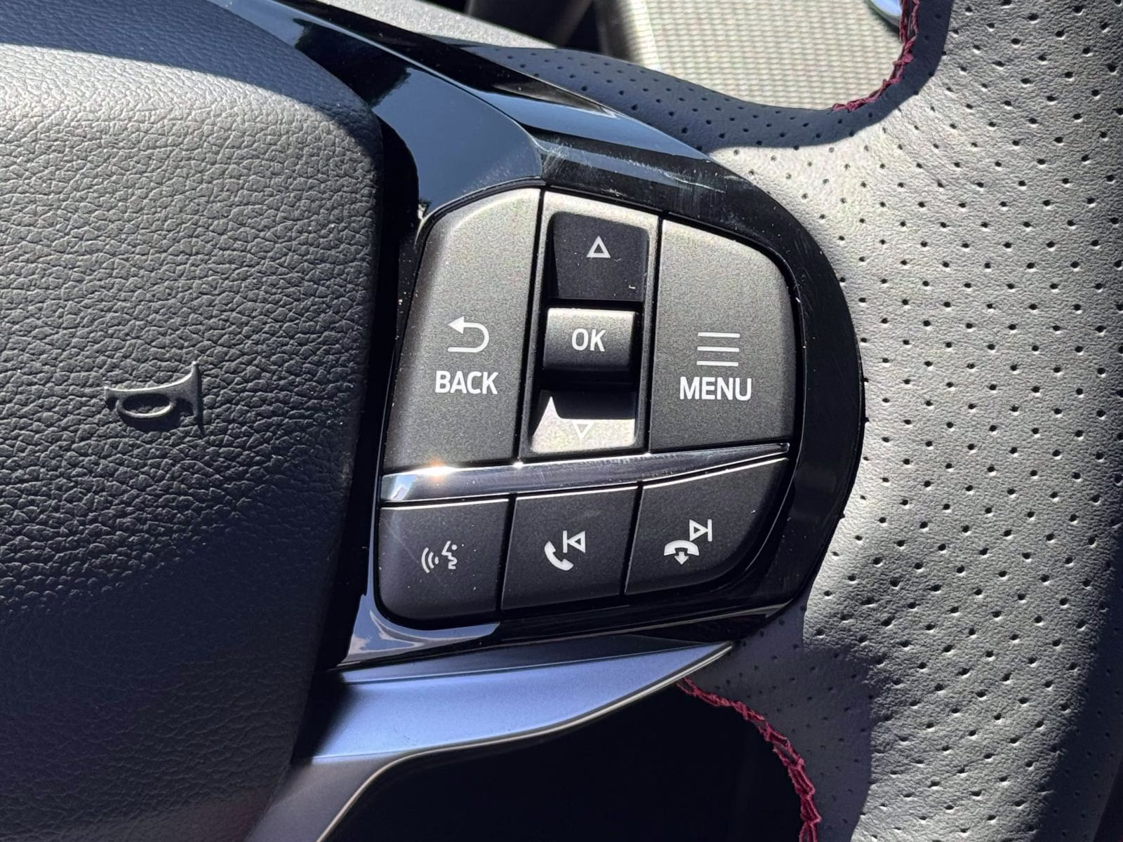 2026 Black Ford Explorer ST-Line 4X4 SUV