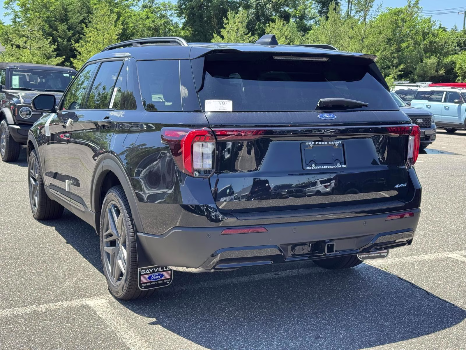 2026 Black Ford Explorer ST-Line 4X4 SUV