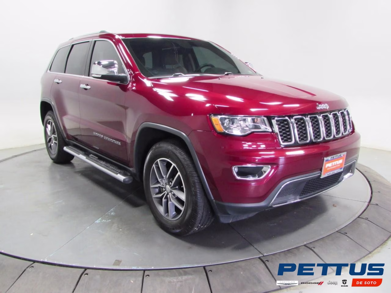 2018 Velvet Red Pearlcoat Jeep Grand Cherokee 2WD Limited RWD SUV