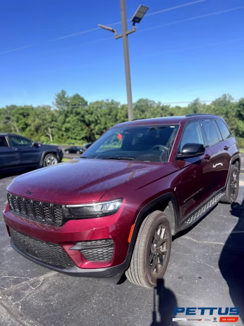 2024 RED Jeep Grand Cherokee Altitude X 4X4 SUV