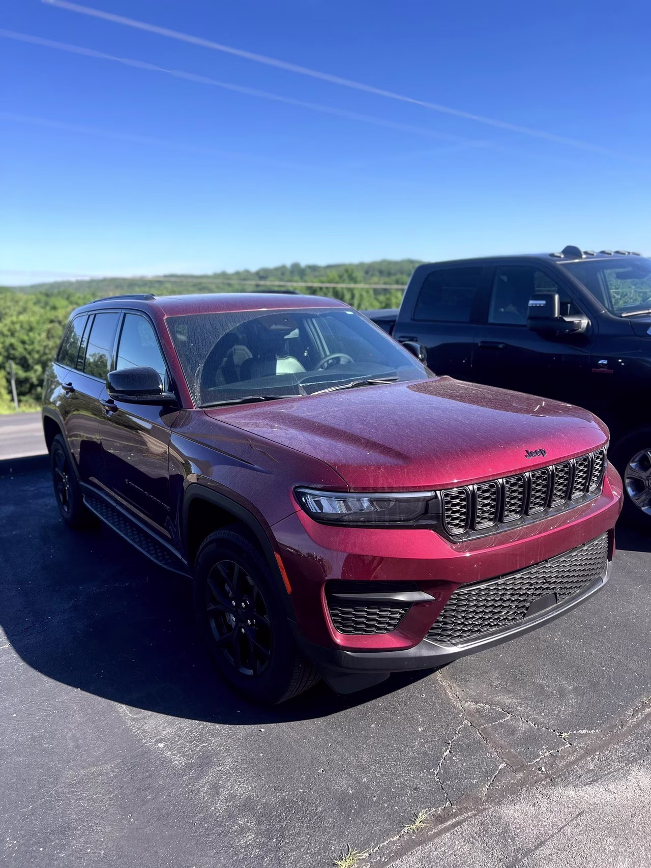 2024 RED Jeep Grand Cherokee Altitude X 4X4 SUV