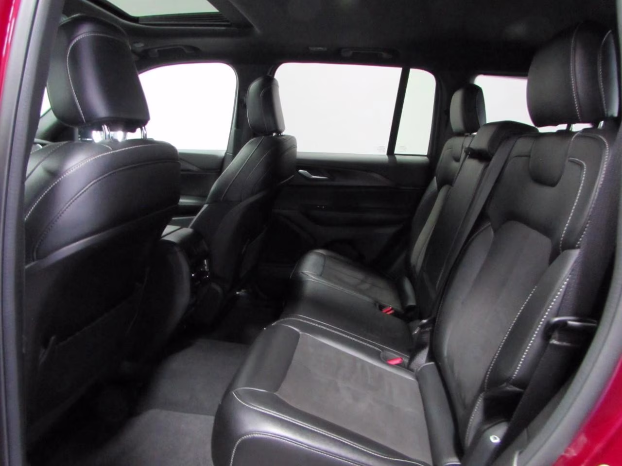 2024 Velvet Red Pearlcoat Jeep Grand Cherokee Altitude X 4X4 SUV