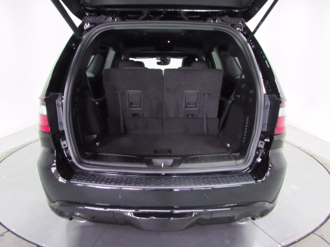 2026 DB Black Clearcoat Dodge Durango GT Plus HEMI V8 AWD SUV