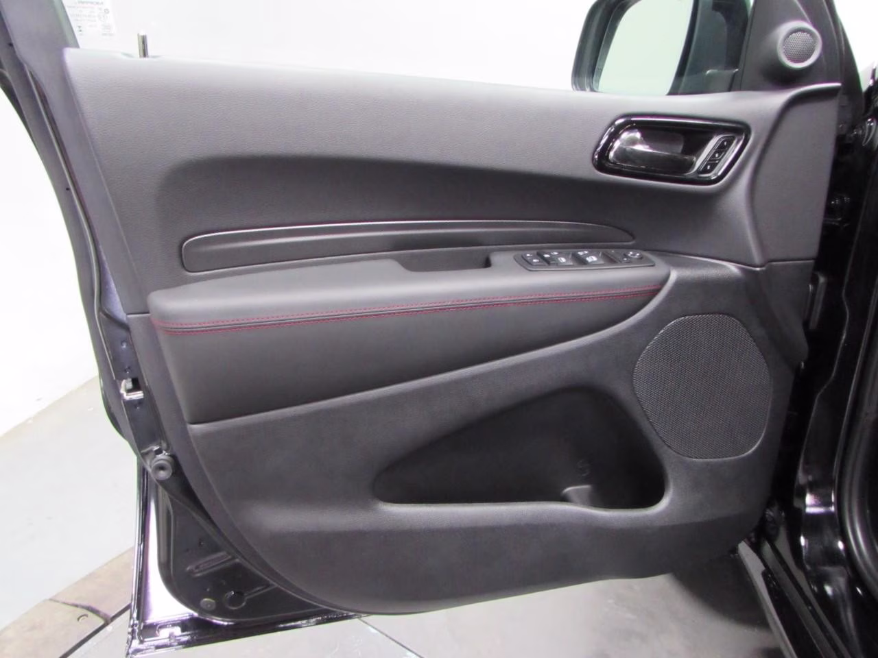 2026 DB Black Clearcoat Dodge Durango GT Plus HEMI V8 AWD SUV