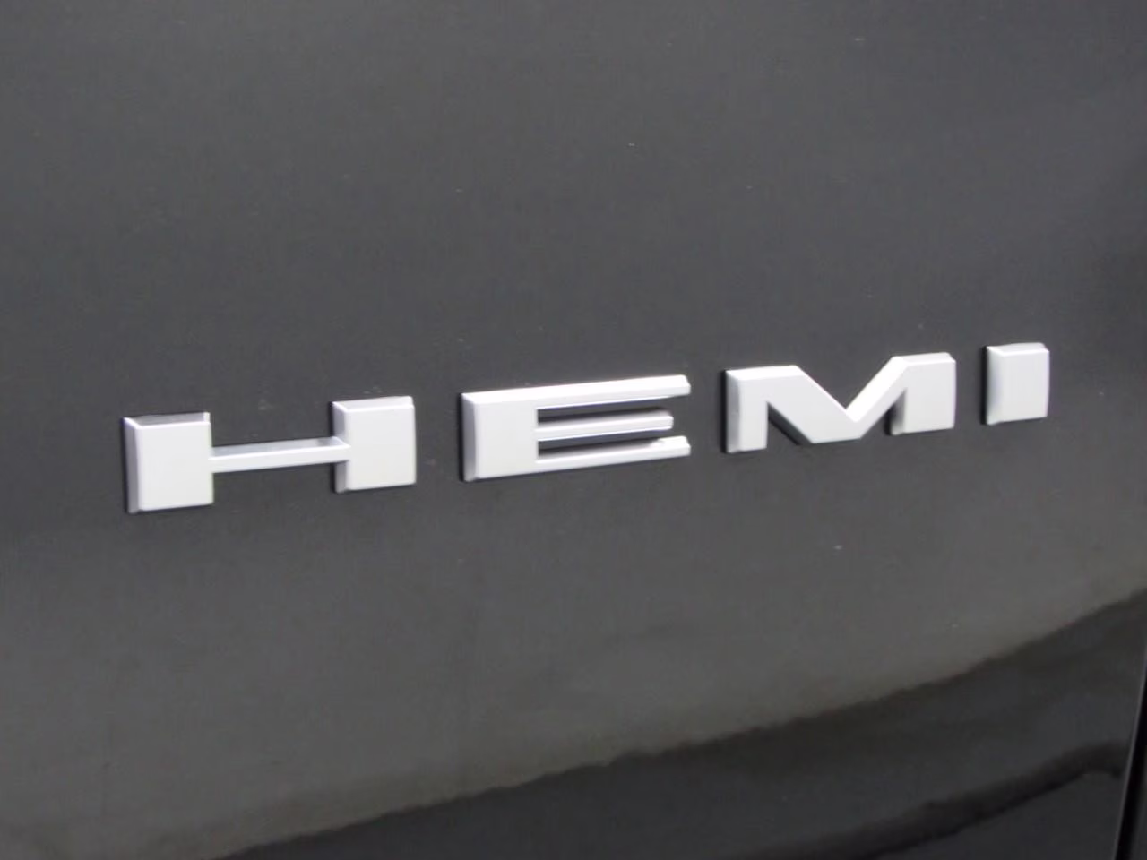 2026 DB Black Clearcoat Dodge Durango GT Plus HEMI V8 AWD SUV