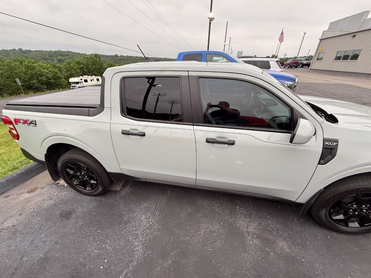 2022 Ford Maverick XLT AWD Truck