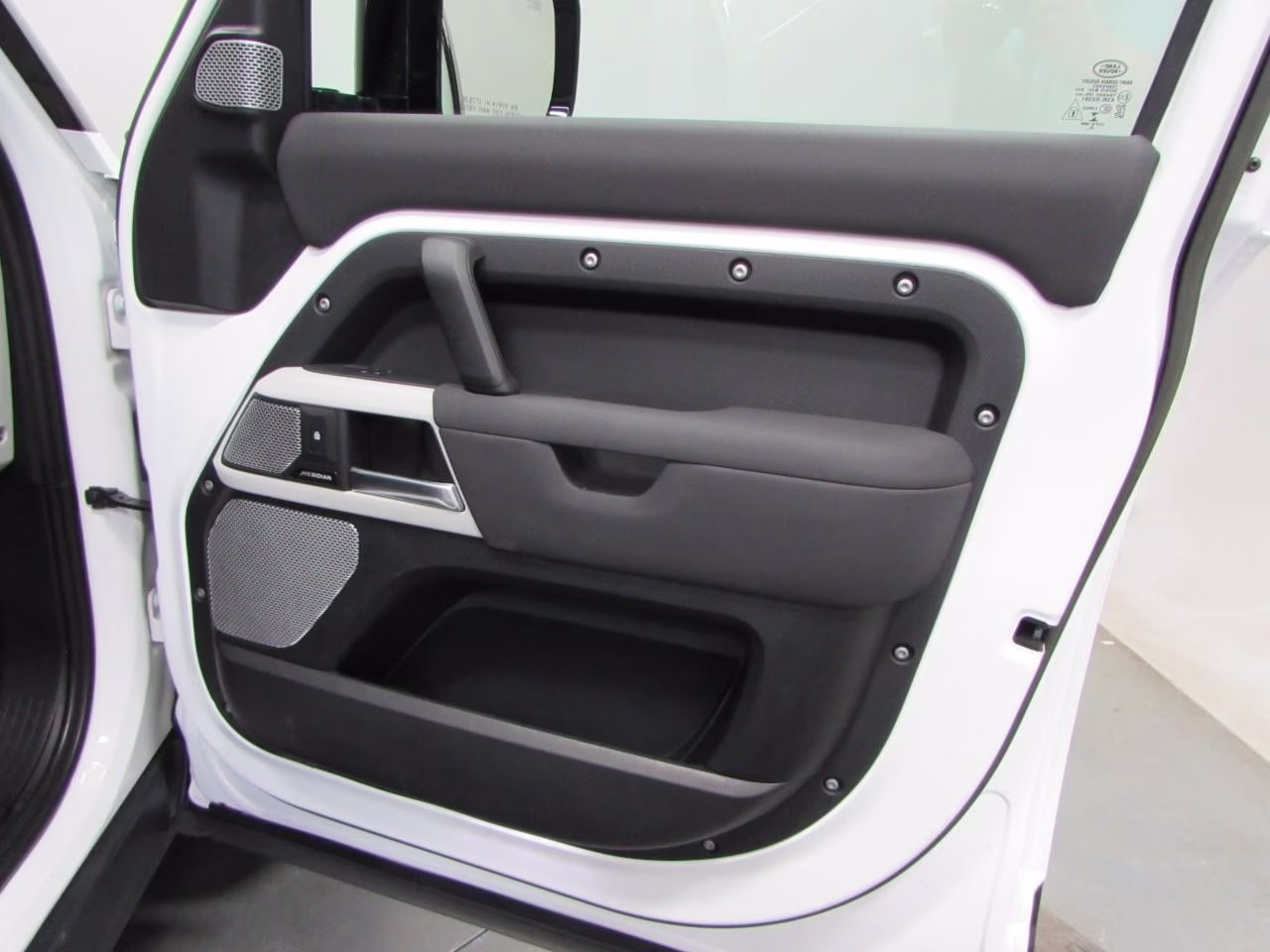 2023 Yulong White Metallic Land Rover Defender 130 S AWD SUV