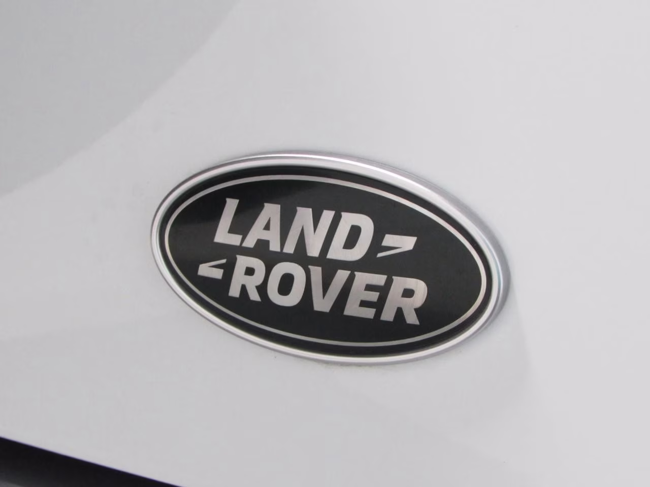 2023 Yulong White Metallic Land Rover Defender 130 S AWD SUV