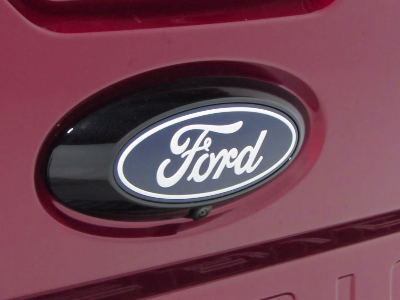2026 Ruby Red Metallic Tinted Clearcoat Ford Maverick XLT AWD Truck