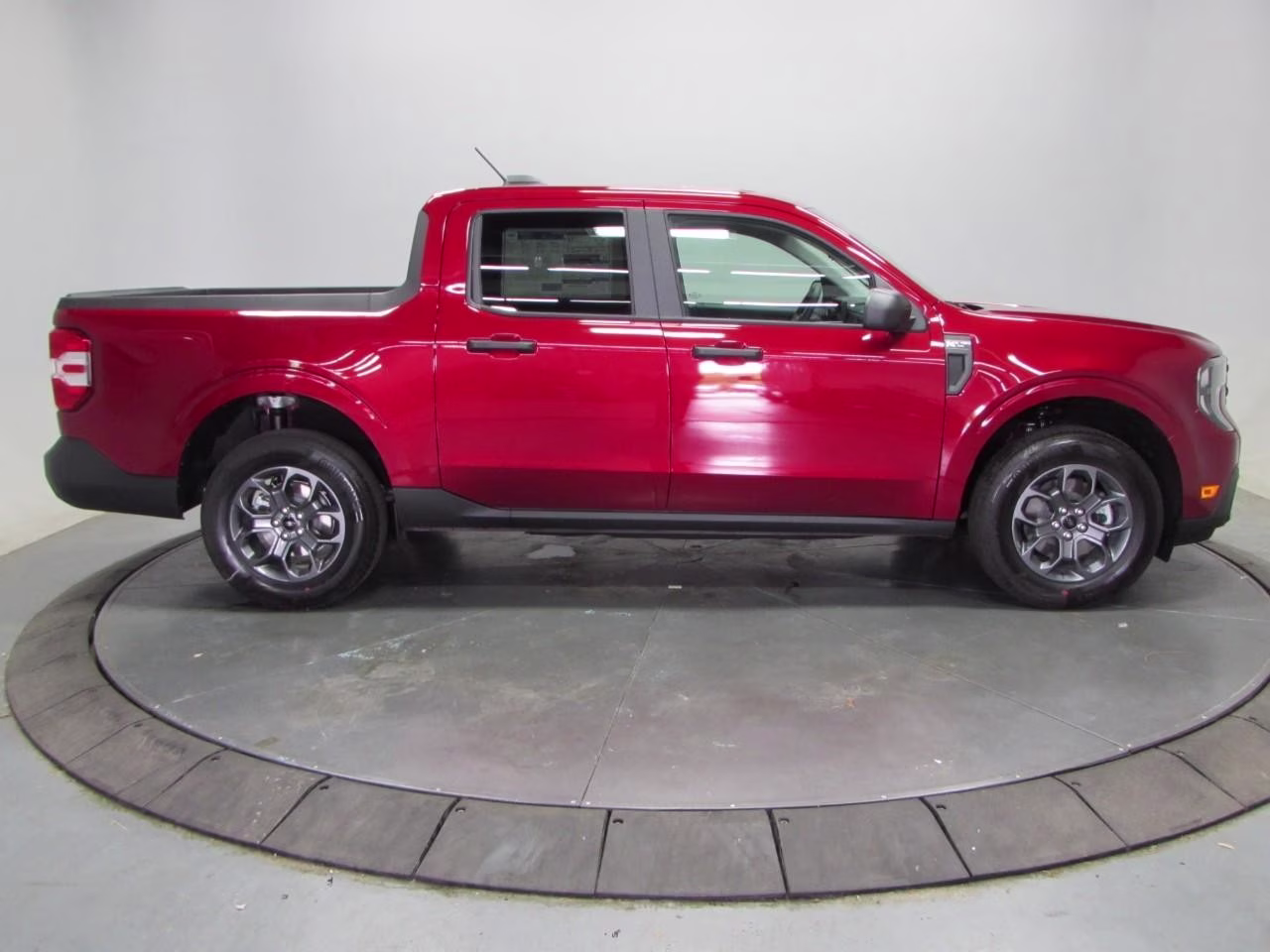 2026 Ruby Red Metallic Tinted Clearcoat Ford Maverick XLT AWD Truck