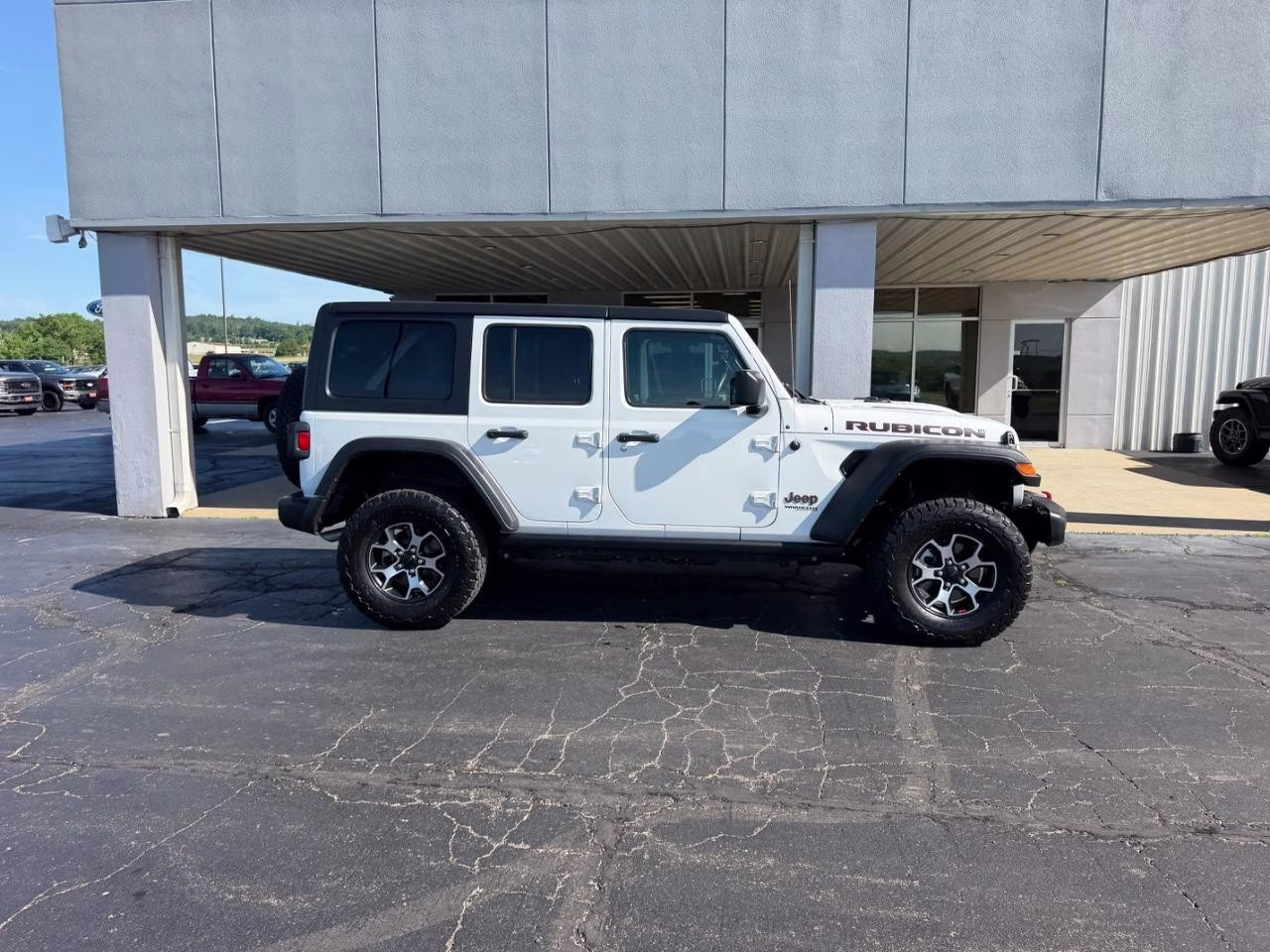 2022 Bright White Clearcoat Jeep Wrangler Unlimited Rubicon 4X4 SUV