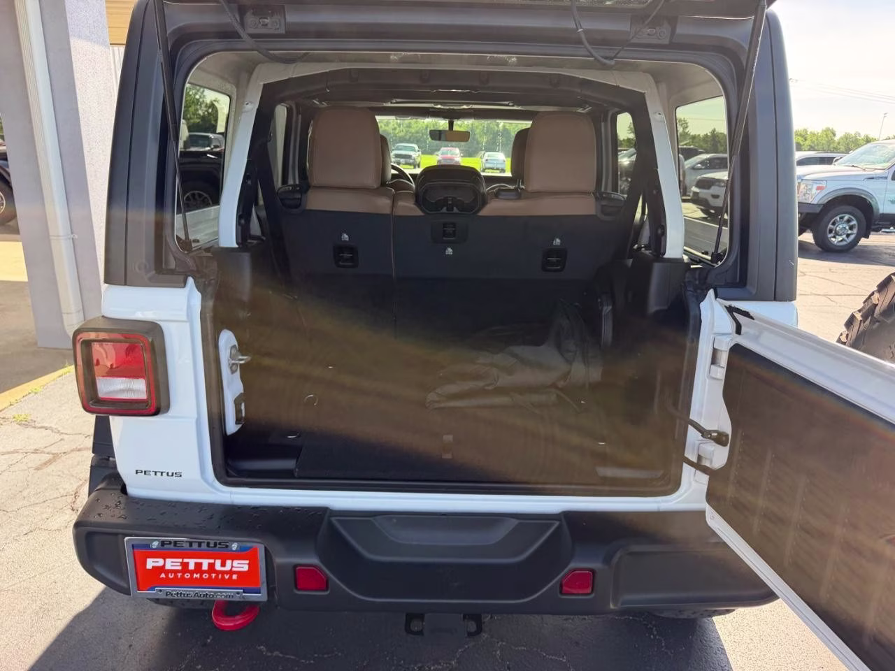 2022 Bright White Clearcoat Jeep Wrangler Unlimited Rubicon 4X4 SUV