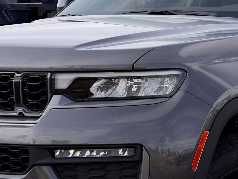 2026 Baltic Gray Metallic Clearcoat Jeep Grand Cherokee Limited 4X4 SUV