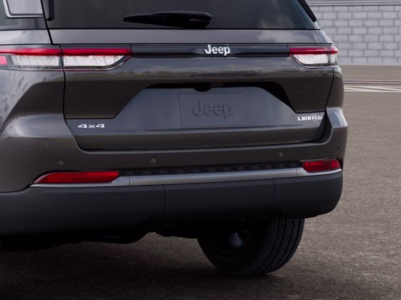 2026 Baltic Gray Metallic Clearcoat Jeep Grand Cherokee Limited 4X4 SUV