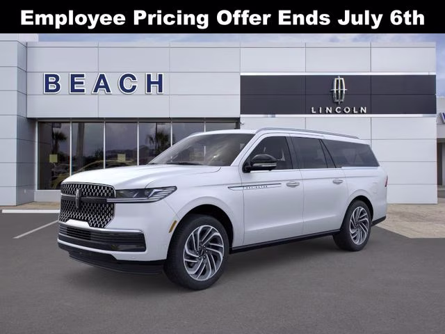 2026 Crystal White Metallic Clearcoat Lincoln Navigator Reserve L 4X4 SUV