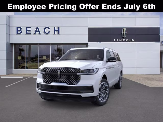 2026 Crystal White Metallic Clearcoat Lincoln Navigator Reserve L 4X4 SUV