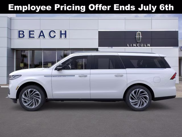 2026 Crystal White Metallic Clearcoat Lincoln Navigator Reserve L 4X4 SUV