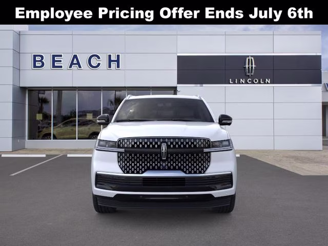 2026 Crystal White Metallic Clearcoat Lincoln Navigator Reserve L 4X4 SUV