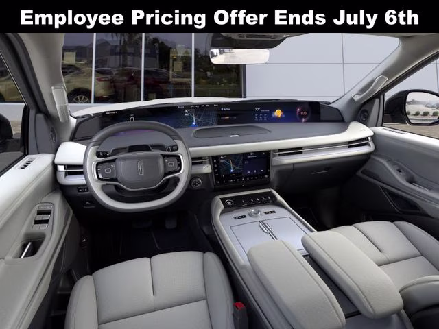 2026 Crystal White Metallic Clearcoat Lincoln Navigator Reserve L 4X4 SUV