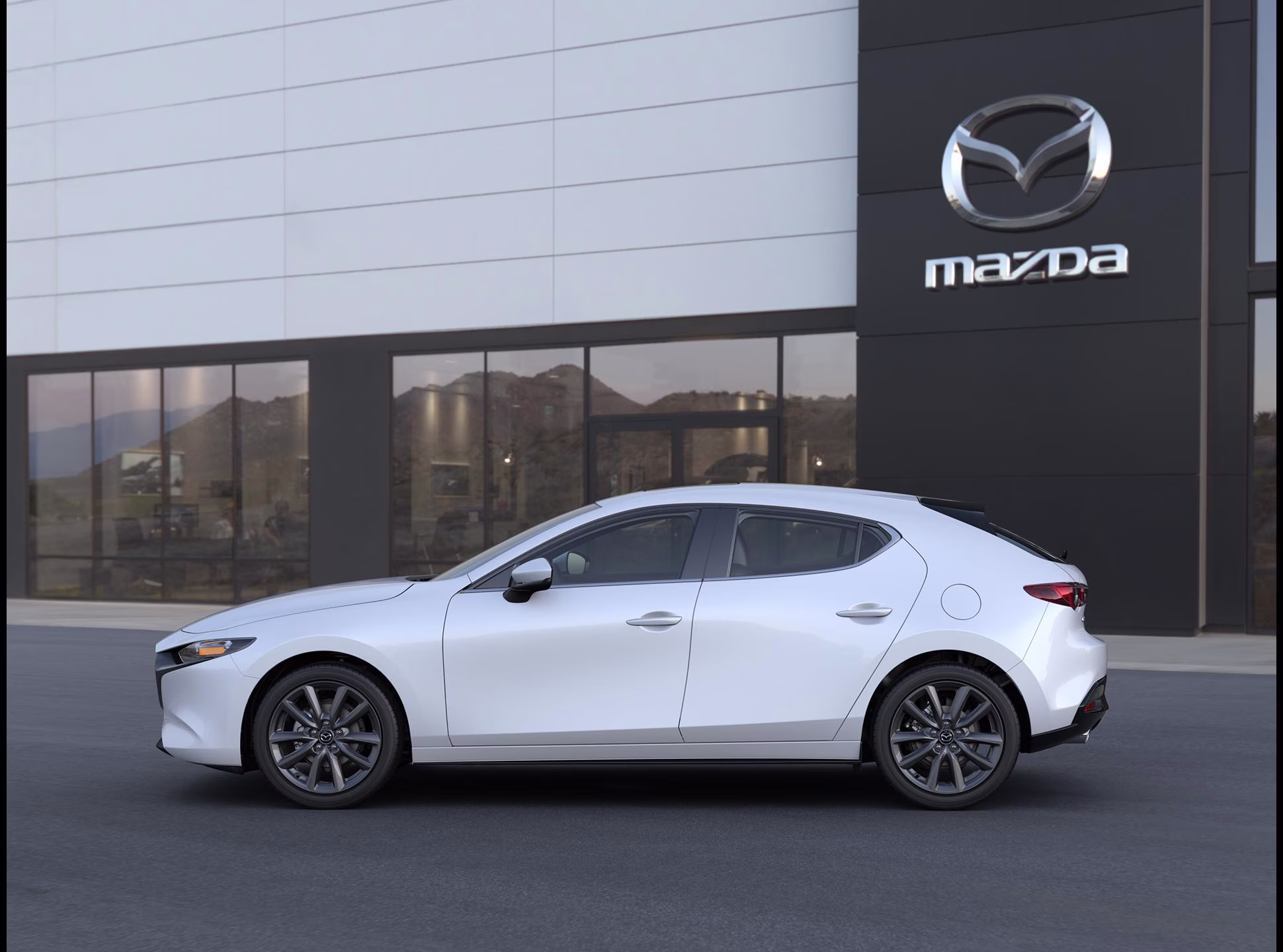 2026 Snowflake White Pearl Mazda Mazda3 Hatchback 2.5 S Preferred FWD Hatchback