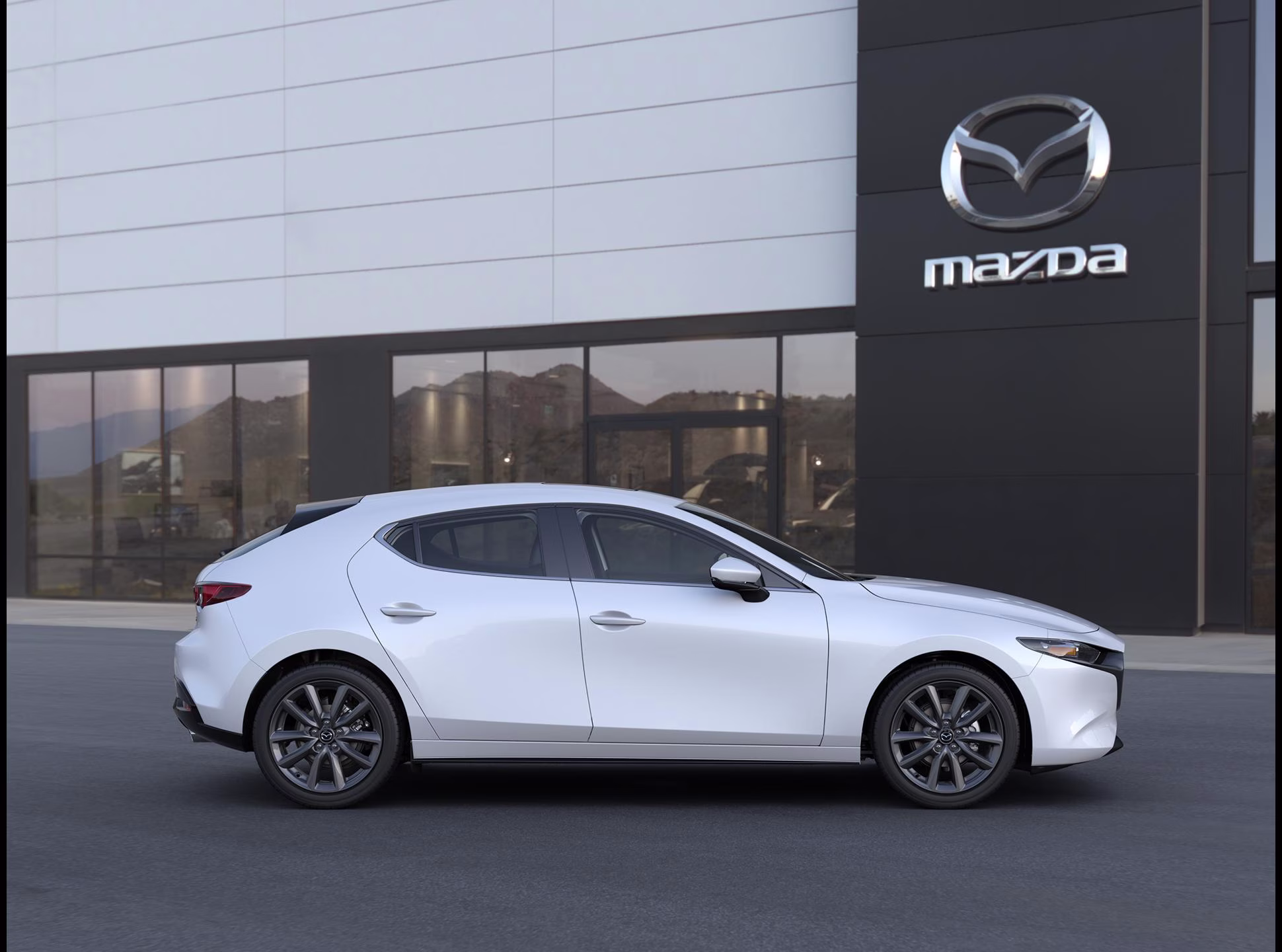 2026 Snowflake White Pearl Mazda Mazda3 Hatchback 2.5 S Preferred FWD Hatchback