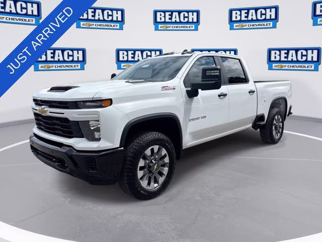 2026 Summit White Chevrolet Silverado 2500 HD Custom 4X4 Truck