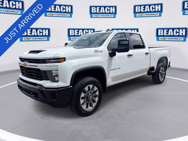 2026 Summit White Chevrolet Silverado 2500 HD Custom 4X4 Truck